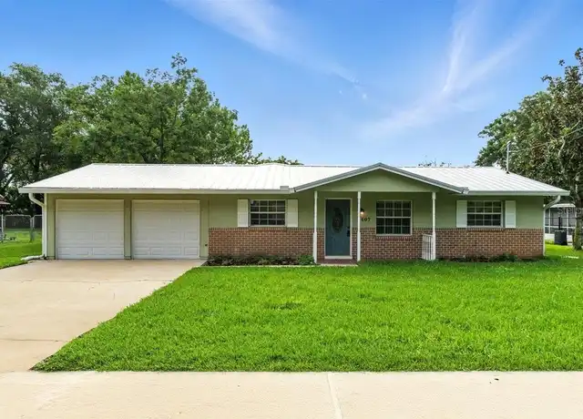 Property at 9407 Junior Ave, Apopka, FL, 32703, 3 beds, 2 baths, [object Object]