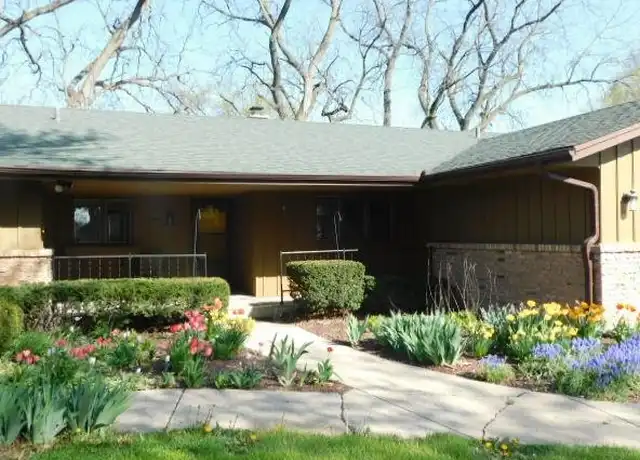 Property at 1314 Eastview Rd, Rockford, IL, 61108, 3 beds, 2 baths, [object Object]