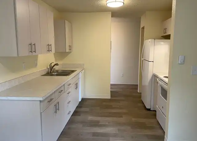 Property at 7523 44th St W Unit 7613-03, University Place, WA, 98466, 2 beds, 1 bath, [object Object]