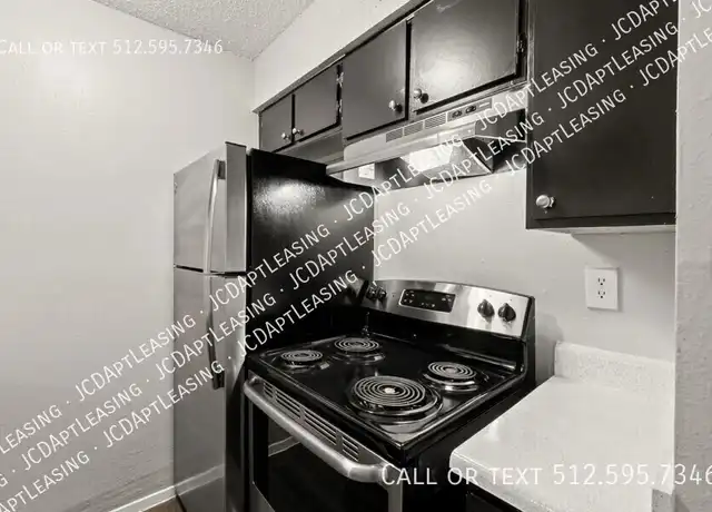 Property at 2001 S Interstate 35 Frontage Rd Unit 110, Austin, TX, 78741, 1 bed, 1 bath, [object Object]