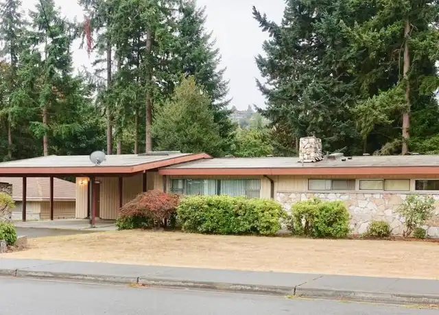 Property at 13305 SE 42nd St, Bellevue, WA, 98006, 4 beds, 2 baths, [object Object]