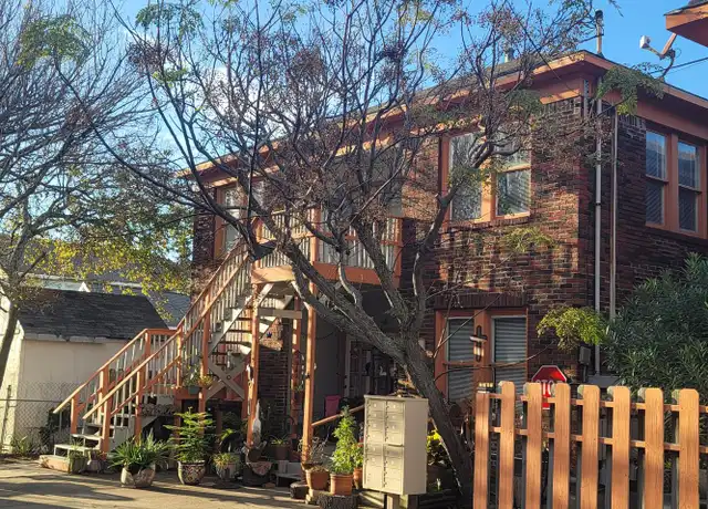 Property at 2109 Bernardo De Galvez Ave #3, Galveston, TX, 77550, 1 bed, 1 bath, [object Object]