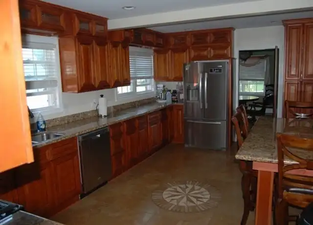 Property at 72 Matthews St Unit 1, Binghamton, NY, 13905, 5 beds, 2.5 baths, [object Object]