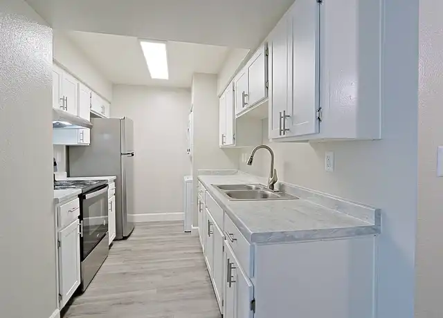 Property at The Coronado - 1720 E Monte Vista Rd, Phoenix, AZ, 85006, 2 beds, 2 baths, [object Object]