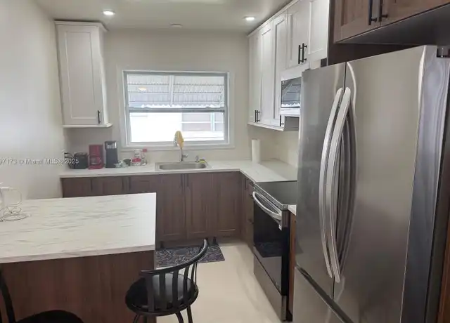 Property at 825 NE 6th St Unit 1, Hallandale Beach, FL, 33009, 2 beds, 1 bath, [object Object]