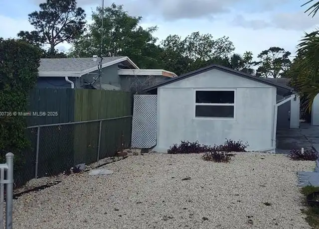 Property at 115 Walker Ave Unit D, Greenacres, FL, 33463, 2 beds, 1 bath, [object Object]