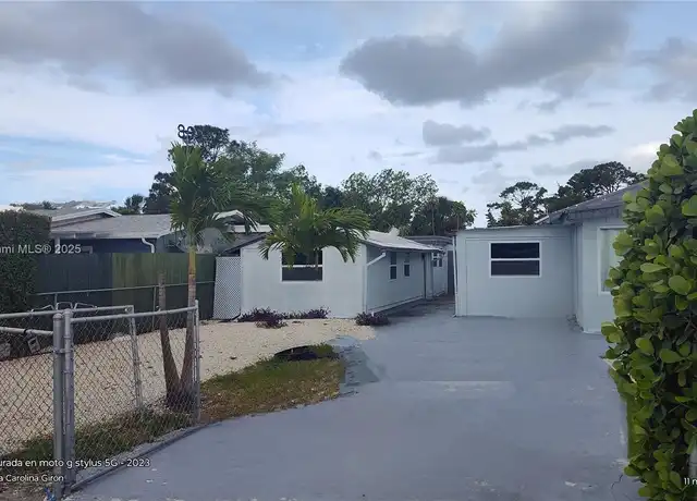 Property at 115 Walker Ave Unit D, Greenacres, FL, 33463, 2 beds, 1 bath, [object Object]