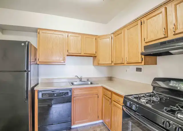 Property at Greenlyn Apartments - 4936 Lanier Ave, Baltimore, MD, 21215, 2-3 beds, 1-1.5 bath, [object Object]