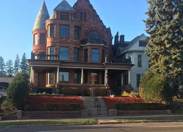 Property at 1509 E Superior St Unit 202, Duluth, MN, 55812, 1 bed, 1 bath, [object Object]
