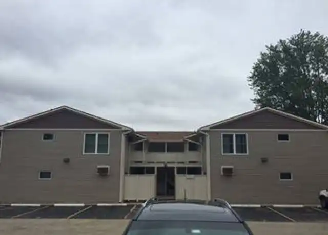 Property at 1711 W John St Unit 8, Champaign, IL, 61821, 2 beds, 1 bath, [object Object]