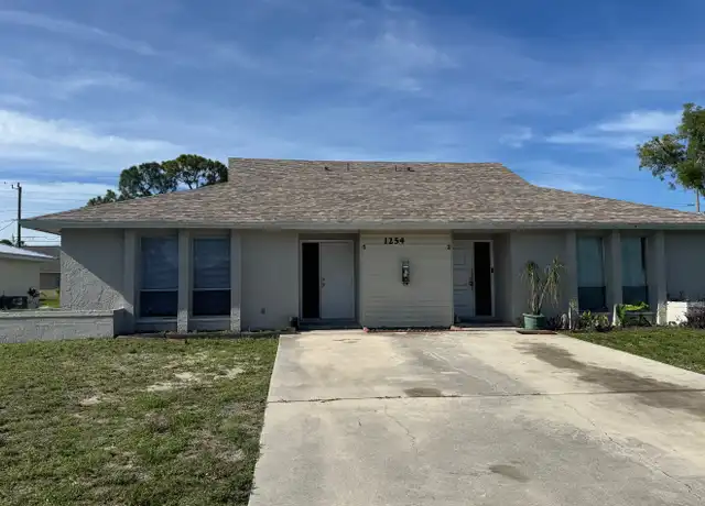 Property at 1254 SE 8th St, Cape Coral, FL, 33990, 2 beds, 2 baths, [object Object]