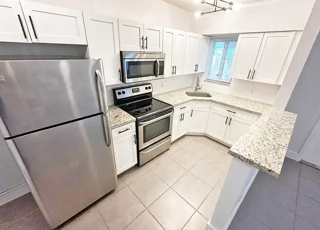 Property at 635 NE 8th Ave, Fort Lauderdale, FL, 33304, 1 bed, 1 bath, [object Object]