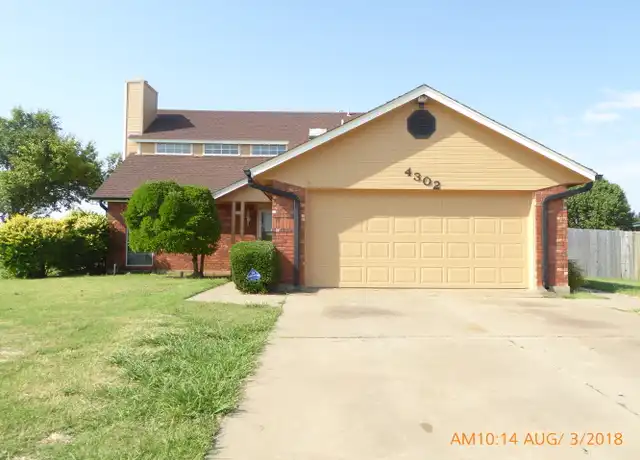 Property at 4302 SW Parkridge Blvd, Lawton, OK, 73505, 4 beds, 2 baths, [object Object]