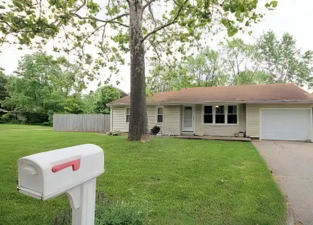 Property at 1701 Chevy Chase Dr, Champaign, IL, 61821, 3 beds, 2 baths, [object Object]