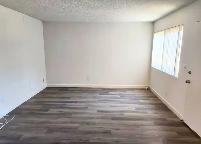 Property at Nelson Ave Apartments - 2116 Nelson Ave, Redondo Beach, CA, 90278, 2 beds, 2 baths, [object Object]