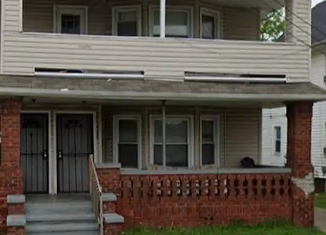 Property at 450 E 149th St Unit Up, Cleveland, OH, 44110, 2 beds, 1 bath, [object Object]