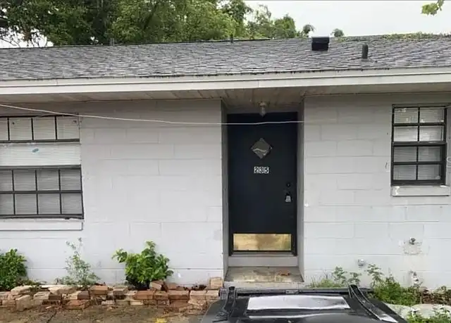 Property at 235 S Christiana Ave, Apopka, FL, 32703, 2 beds, 2 baths, [object Object]
