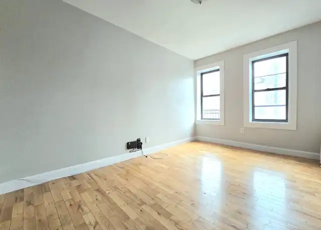 Property at 184 Nagle Ave Unit 5-D, New York, NY, 10034, 1 bed, 1 bath, [object Object]
