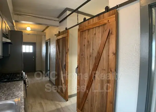 Property at 135 SE 1st St, Moore, OK, 73160, 2 beds, 1 bath, [object Object]