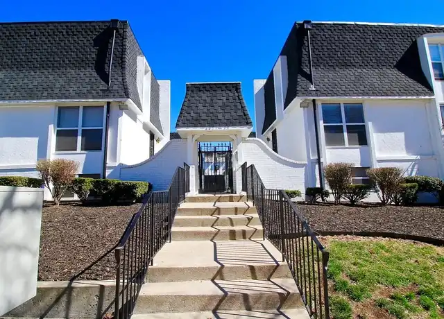 Property at Plaza La Belle - 4427 Holly St, Kansas City, MO, 64111, 2-4 beds, 1.5-3 baths, [object Object]