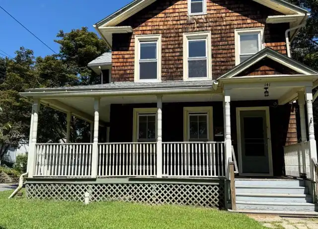 Property at 141 Millville Ave, Naugatuck, CT, 06770, 2 beds, 1.5 baths, [object Object]