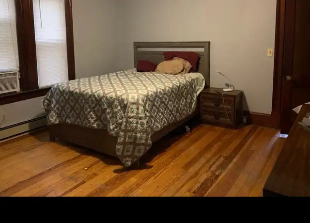 Property at 612 S Main St Unit 2nd Floor, Woonsocket, RI, 02895, 3 beds, 2 baths, [object Object]