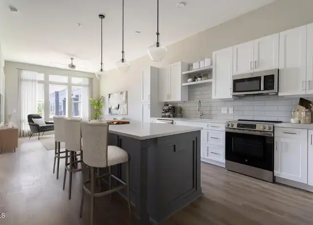 Property at 255 E Chatham St Unit A1, Cary, NC, 27511, 1 bed, 1 bath, [object Object]
