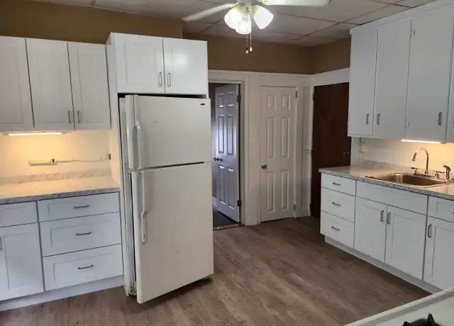 Property at 116 Rodney French Blvd, New Bedford, MA, 02744, 2 beds, 1 bath, [object Object]