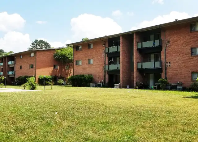 Property at 404 Homes - 404 Tunnel Blvd, Chattanooga, TN, 37411, 3 beds, 1.5 baths, [object Object]