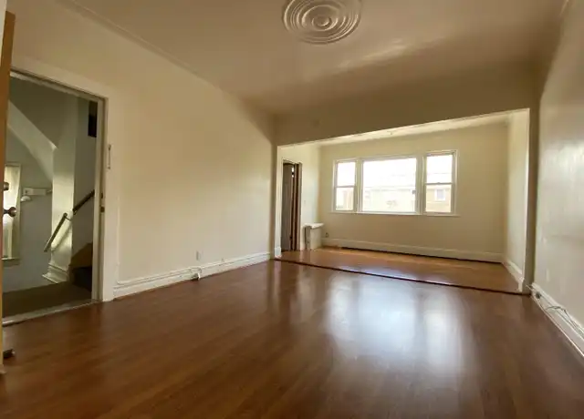 Property at 172 W 49th St Unit 2, Bayonne, NJ, 07002, 3 beds, 1 bath, [object Object]