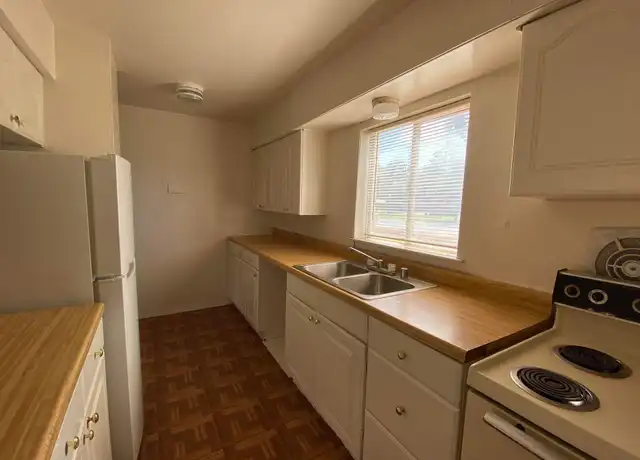 Property at 2928 W Louisiana Ave Unit 216, Midland, TX, 79701, 2 beds, 1 bath, [object Object]