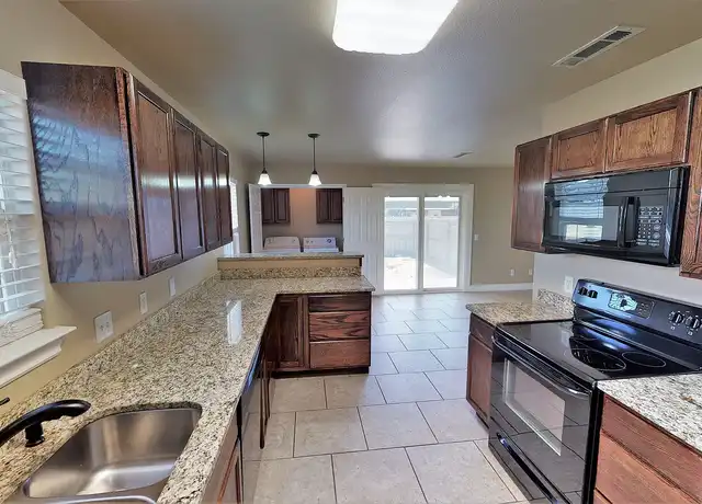Property at 804 Meadowlands Dr, Centerton, AR, 72719, 3 beds, 2.5 baths, [object Object]