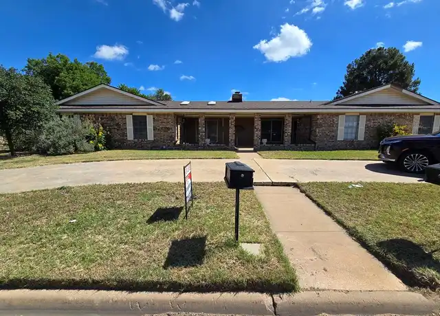 Property at 2708 Sunset Dr, San Angelo, TX, 76904, 3 beds, 2 baths, [object Object]