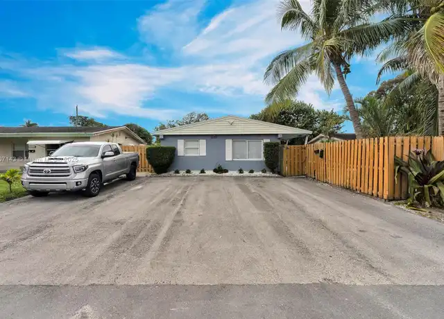 Property at 1120 SW 30th St Unit B, Fort Lauderdale, FL, 33315, 2 beds, 1 bath, [object Object]