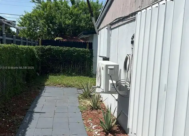 Property at 1795 NE 175th St Unit 1, North Miami Beach, FL, 33162, 0 beds, 1 bath, [object Object]
