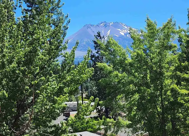 Property at 969 S Weed Blvd, Weed, CA, 96094, 2 beds, 1 bath, [object Object]