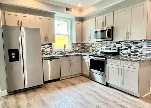 Property at 2509 Avenue K Unit 2, Galveston, TX, 77550, 2 beds, 1.5 baths, [object Object]