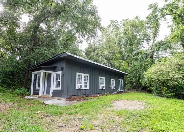 Property at 1118 Louise Dr Apt B, Tallahassee, FL, 32311, 3 beds, 1 bath, [object Object]