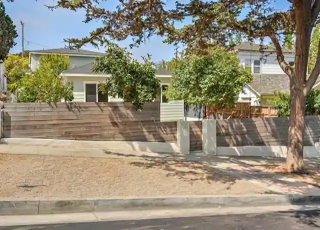 Property at 1844 16th St, Santa Monica, CA, 90404, 2 beds, 1 bath, [object Object]