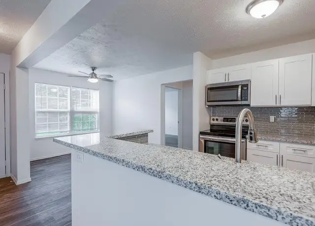 Photo of 350 Westview Commons Blvd, Rochester, NY 14624