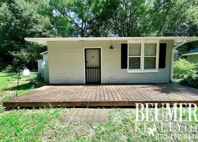Property at 913 N 69th Ave, Pensacola, FL, 32506, 1 bed, 1 bath, [object Object]