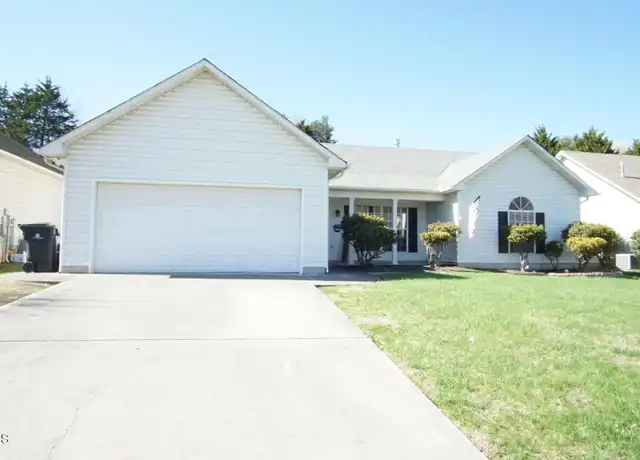 Property at 5425 Crooked Pine Ln, Knoxville, TN, 37921, 3 beds, 2 baths, [object Object]