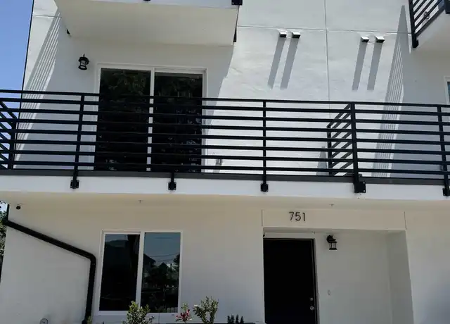 Property at 751 E Adams Blvd, Los Angeles, CA, 90011, 5 beds, 5.5 baths, [object Object]