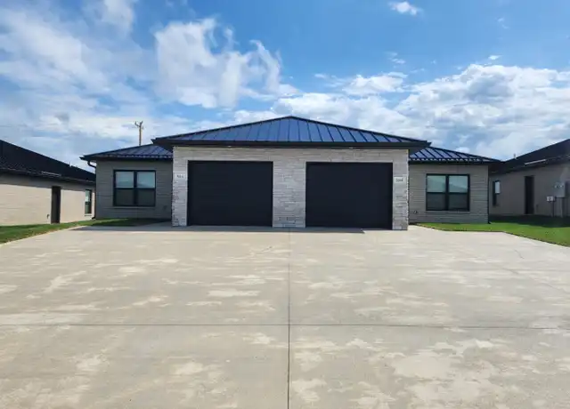 Property at 370 SE 95th Rd Unit A, Warrensburg, MO, 64093, 3 beds, 2 baths, [object Object]