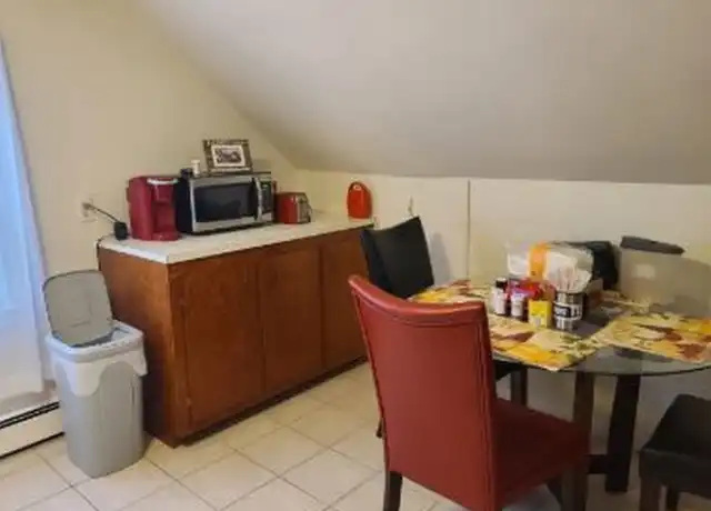 Property at 973 Ellis Pkwy Unit B, Edison, NJ, 08820, 1 bed, 1 bath, [object Object]