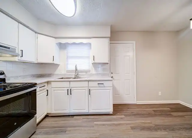 Property at The Manor Townhomes - 222 Motor Rd, Winston-Salem, NC, 27105, 2 beds, 1.5 baths, [object Object]
