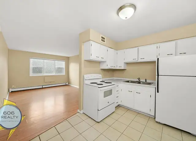 Photo of 1213 N 34th Ave, Melrose Park, IL 60160