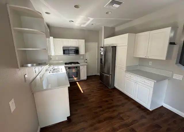 Property at 190 Calle de los Ninos, Rancho Santa Margarita, CA, 92688, 3 beds, 2.5 baths, [object Object]