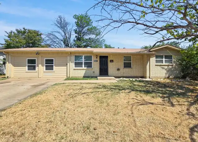 Property at 204 Pimlico Way, Saginaw, TX, 76179, 4 beds, 2 baths, [object Object]