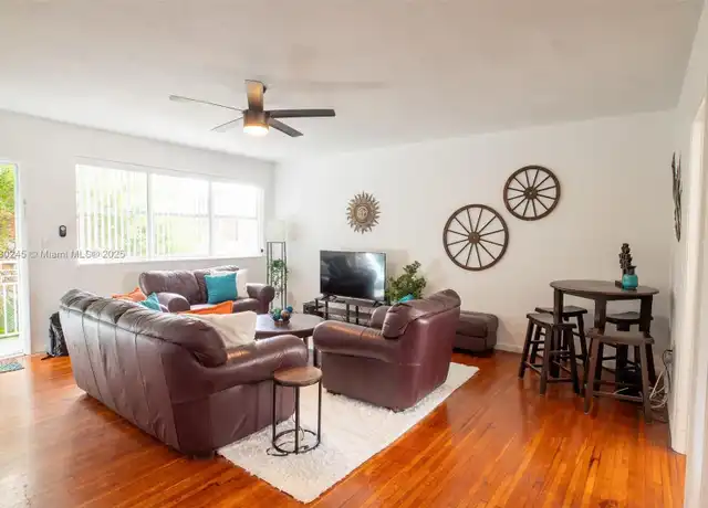 Property at 1265 Marseille Dr #32, Miami Beach, FL, 33141, 2 beds, 1 bath, [object Object]
